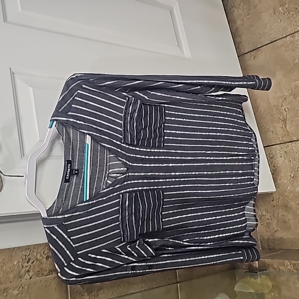 Medium express blouse